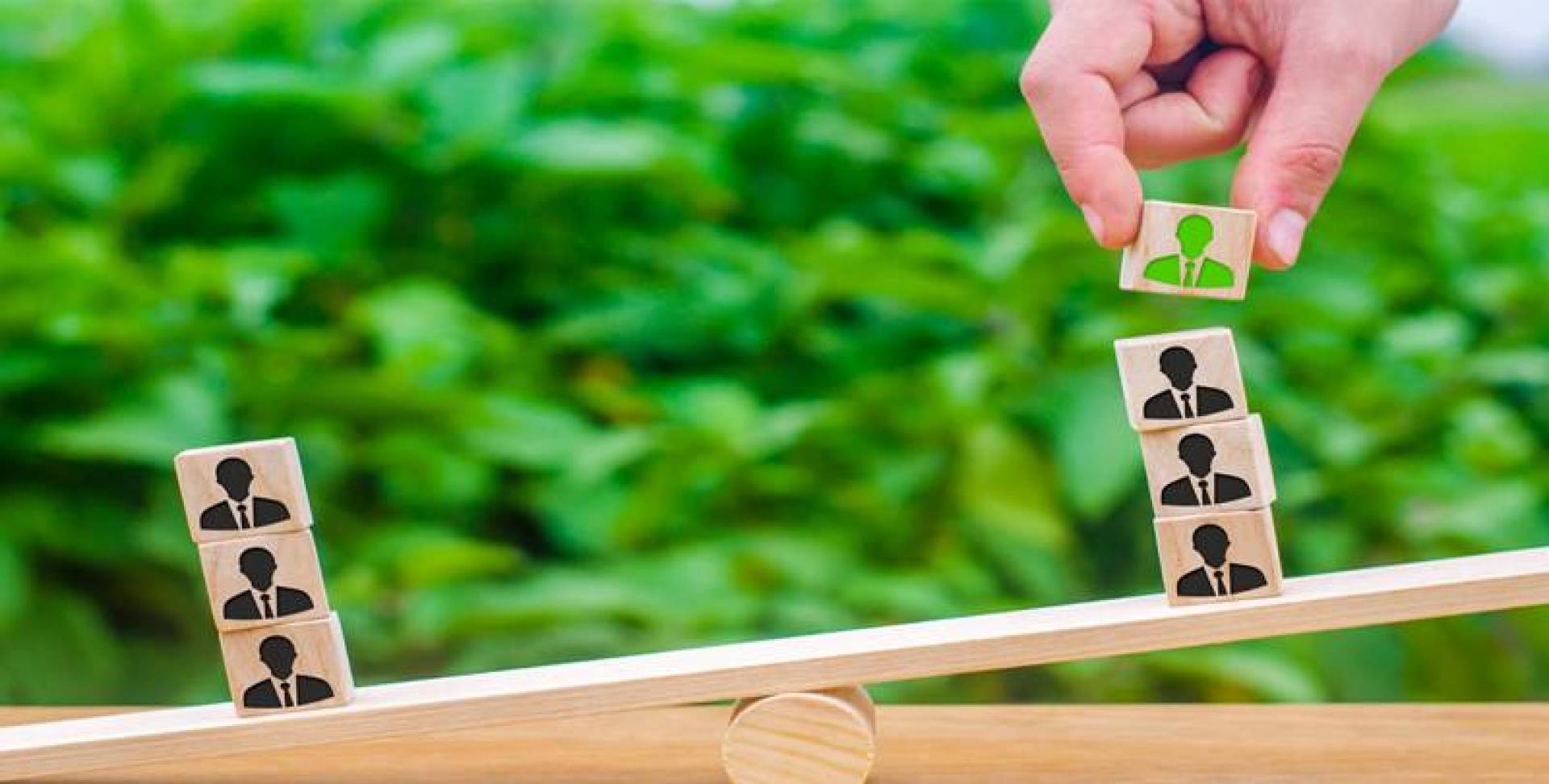 «فساد» يضرب تعيينات القطاع النفطي