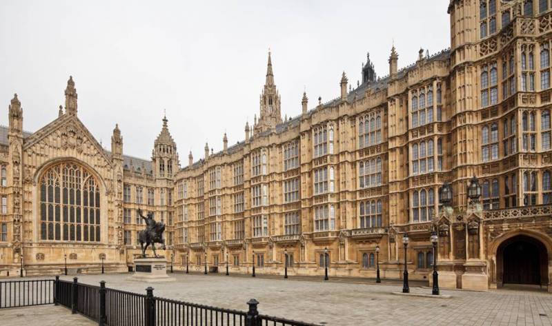 تقاليد قصر وستمنستر.. إرث الإمبراطورية البريطانية حل برلمان بريطانيا بشكل رسمي تمهيدا لانتخابات 2024